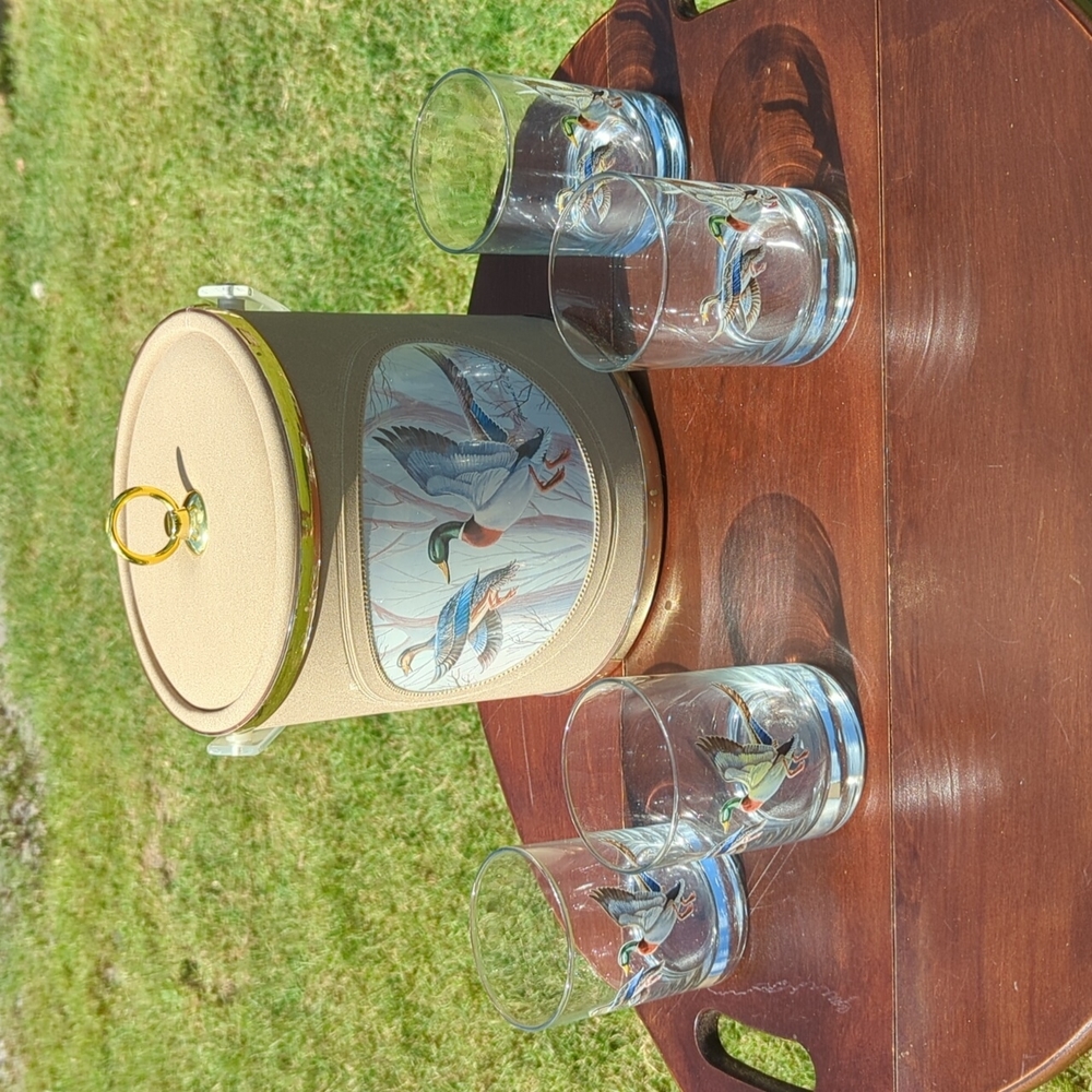 Ice Bucket Norman R Wamer & 4 Low Ball Glasses